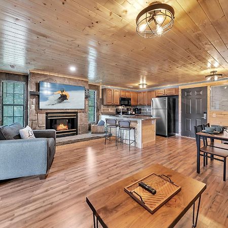 Appartamento Mountain Views At Dolly'S Castle Unit 2 Sevierville Esterno foto