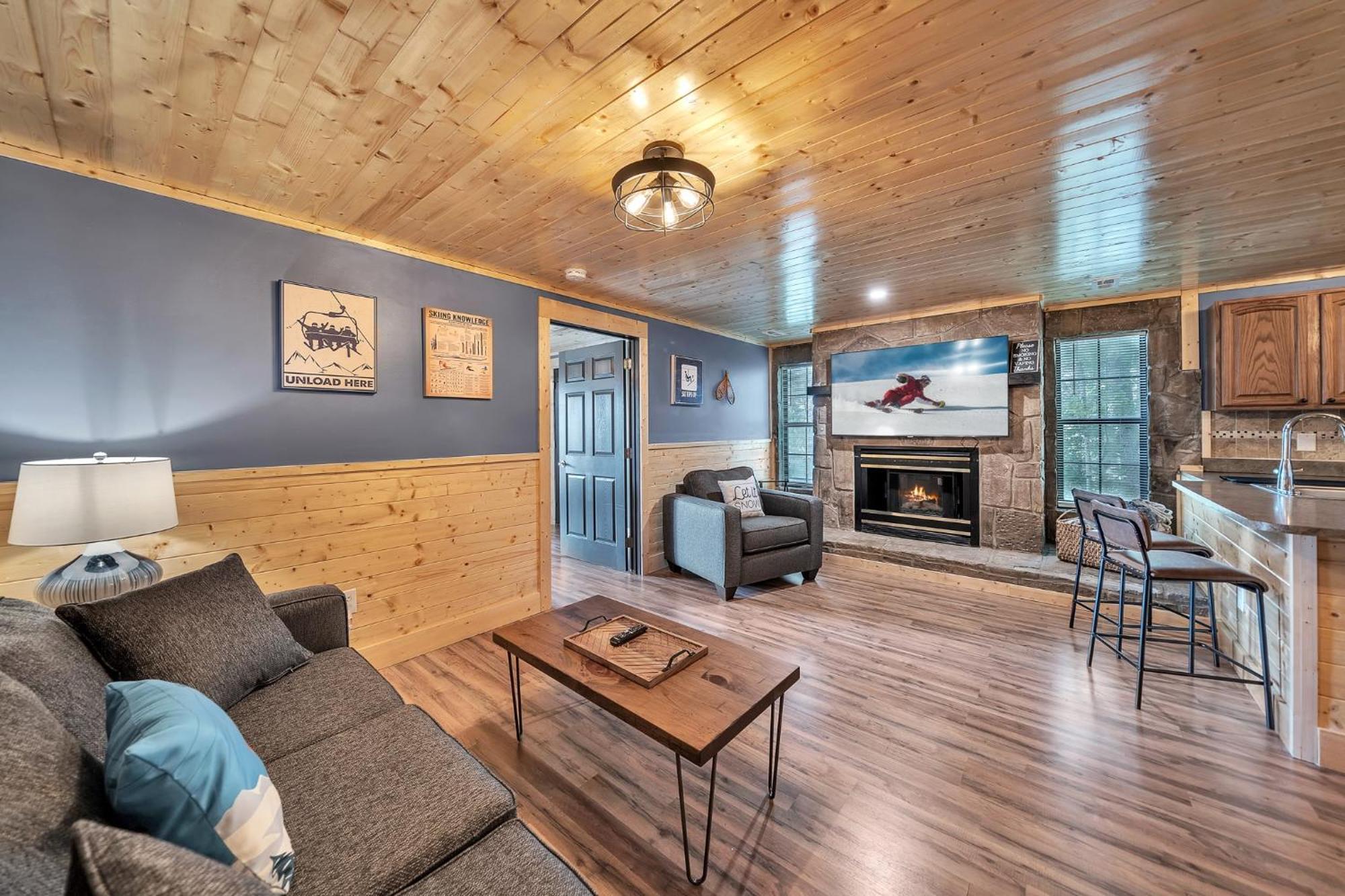 Appartamento Mountain Views At Dolly'S Castle Unit 2 Sevierville Esterno foto